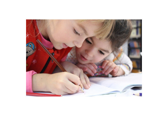 Jak wybrać polską szkołę sobotnią dla dziecka dwujęzycznego?